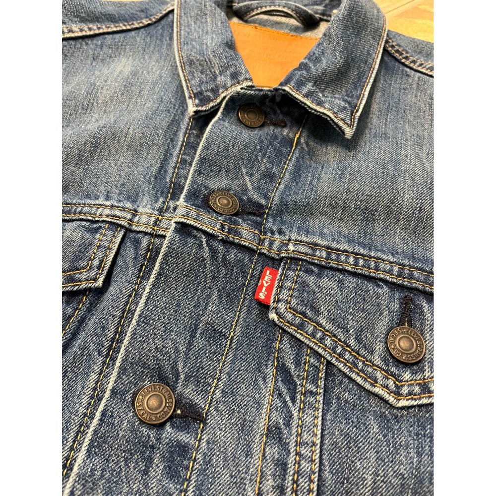 Levis Premium Trucker Jacket Mens Medium Blue Denim Button Up Coat - Picture 3 of 8